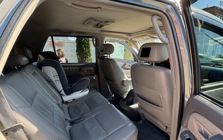 Toyota Sequoia II рестайлинг, 2003 год, 2 100 000 рублей, 13 фотография
