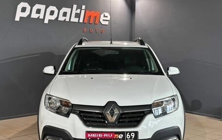 Renault Sandero II рестайлинг, 2019 год, 1 049 000 рублей, 2 фотография