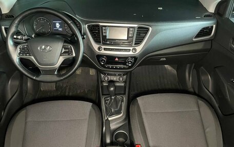 Hyundai Solaris II рестайлинг, 2018 год, 1 400 000 рублей, 14 фотография