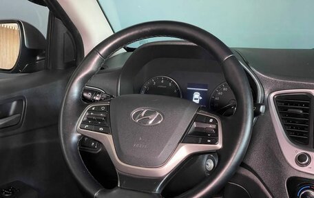 Hyundai Solaris II рестайлинг, 2018 год, 1 400 000 рублей, 12 фотография