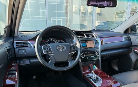 Toyota Camry, 2012 год, 1 615 000 рублей, 6 фотография