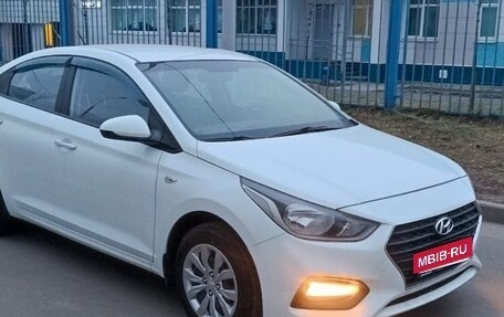 Hyundai Solaris II рестайлинг, 2017 год, 1 200 000 рублей, 6 фотография