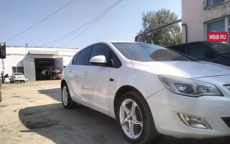 Opel Astra J, 2012 год, 680 000 рублей, 14 фотография