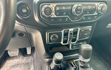 Jeep Wrangler, 2021 год, 6 400 000 рублей, 18 фотография