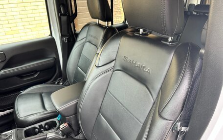 Jeep Wrangler, 2021 год, 6 400 000 рублей, 21 фотография