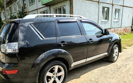 Mitsubishi Outlander III рестайлинг 3, 2007 год, 650 000 рублей, 4 фотография