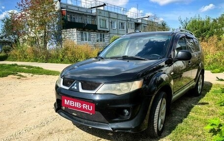 Mitsubishi Outlander III рестайлинг 3, 2007 год, 650 000 рублей, 2 фотография