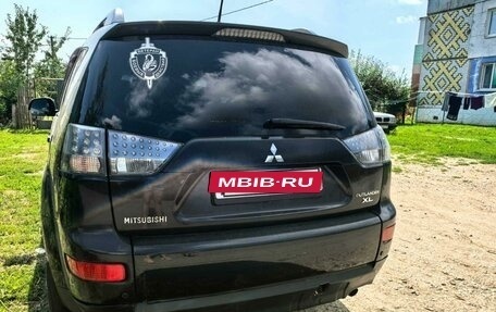 Mitsubishi Outlander III рестайлинг 3, 2007 год, 650 000 рублей, 3 фотография