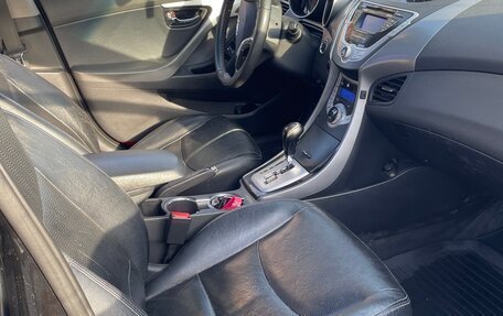 Hyundai Avante, 2011 год, 1 050 000 рублей, 8 фотография