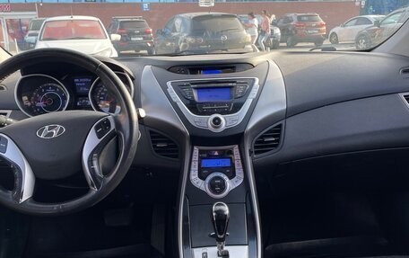 Hyundai Avante, 2011 год, 1 050 000 рублей, 7 фотография