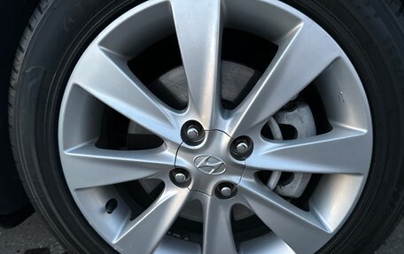 Hyundai Solaris II рестайлинг, 2013 год, 820 000 рублей, 11 фотография
