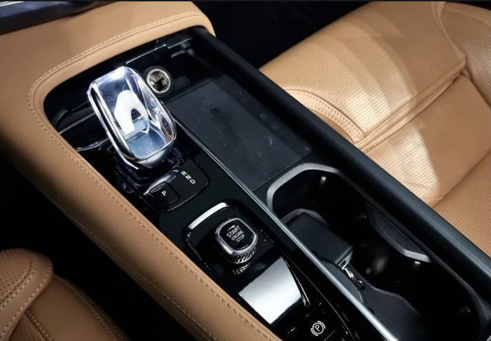 Volvo V90 Cross Country, 2021 год, 4 775 000 рублей, 9 фотография