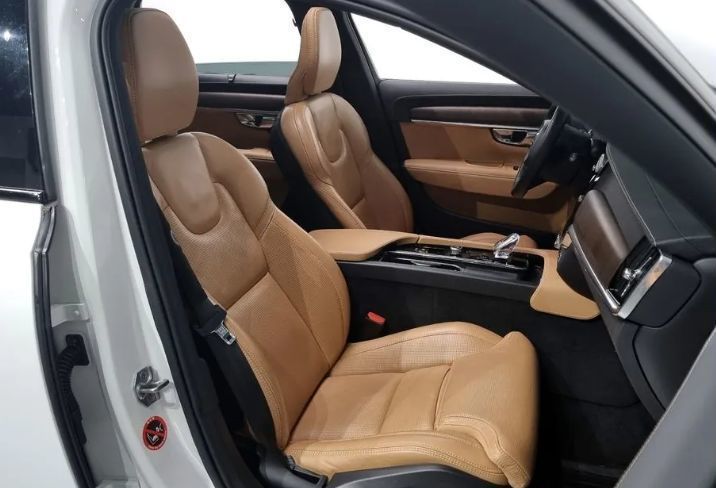 Volvo V90 Cross Country, 2021 год, 4 775 000 рублей, 10 фотография