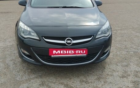 Opel Astra J, 2013 год, 800 000 рублей, 5 фотография