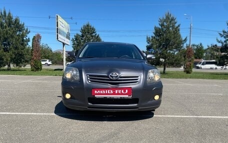 Toyota Avensis III рестайлинг, 2007 год, 925 000 рублей, 2 фотография