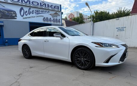 Lexus ES VII, 2019 год, 3 800 000 рублей, 2 фотография