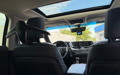 Lexus ES VII, 2019 год, 3 800 000 рублей, 8 фотография