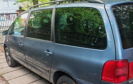 Volkswagen Sharan I рестайлинг, 2003 год, 640 000 рублей, 2 фотография