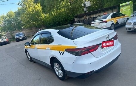 Toyota Camry, 2020 год, 2 150 000 рублей, 5 фотография