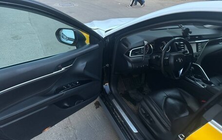 Toyota Camry, 2020 год, 2 150 000 рублей, 10 фотография