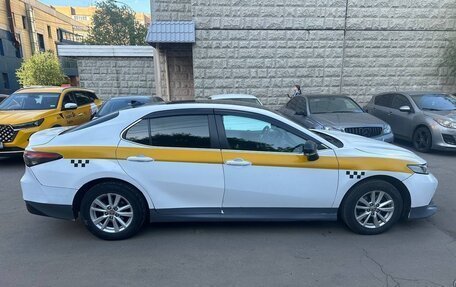 Toyota Camry, 2020 год, 2 150 000 рублей, 8 фотография