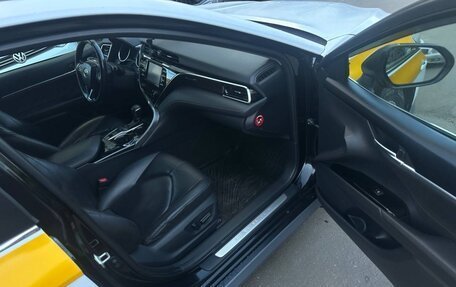 Toyota Camry, 2020 год, 2 150 000 рублей, 11 фотография