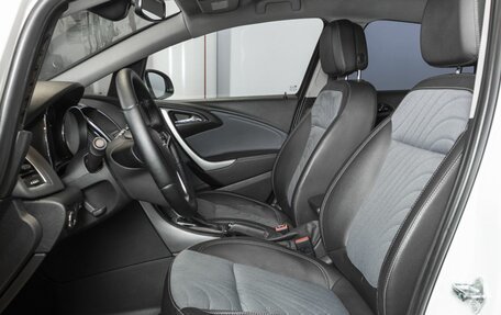 Opel Astra J, 2013 год, 848 600 рублей, 16 фотография