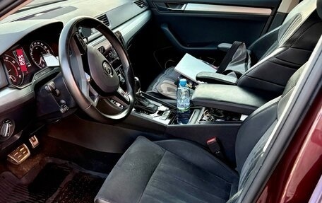 Skoda Superb III рестайлинг, 2015 год, 1 900 000 рублей, 11 фотография
