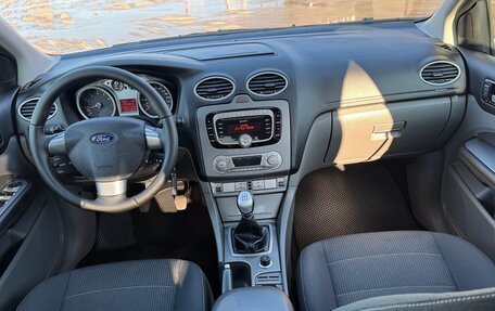 Ford Focus II рестайлинг, 2010 год, 700 000 рублей, 24 фотография