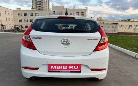 Hyundai Solaris II рестайлинг, 2015 год, 950 000 рублей, 4 фотография