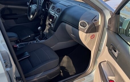 Ford Focus II рестайлинг, 2010 год, 700 000 рублей, 23 фотография