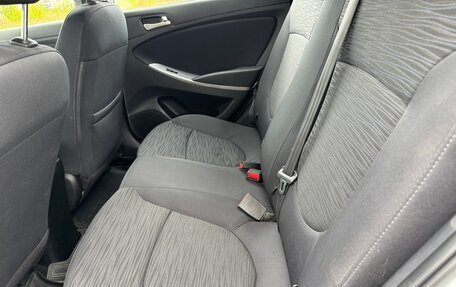 Hyundai Solaris II рестайлинг, 2015 год, 950 000 рублей, 8 фотография