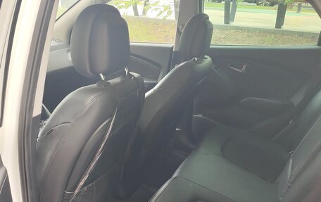 Hyundai ix35 I рестайлинг, 2015 год, 1 499 000 рублей, 10 фотография