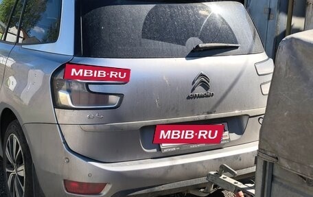 Citroen C4 Picasso II рестайлинг, 2018 год, 1 900 000 рублей, 3 фотография
