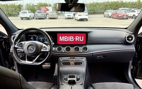 Mercedes-Benz E-Класс, 2017 год, 3 100 000 рублей, 7 фотография