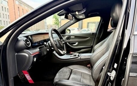 Mercedes-Benz E-Класс, 2017 год, 3 100 000 рублей, 6 фотография