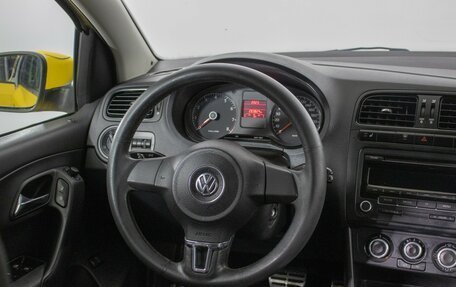 Volkswagen Polo VI (EU Market), 2012 год, 590 000 рублей, 15 фотография
