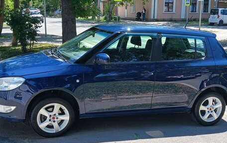 Skoda Fabia II, 2013 год, 865 000 рублей, 2 фотография