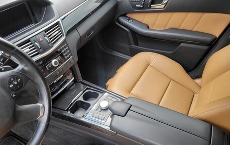 Mercedes-Benz E-Класс, 2011 год, 1 500 000 рублей, 14 фотография
