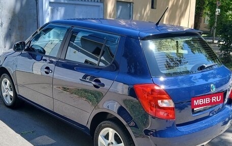Skoda Fabia II, 2013 год, 865 000 рублей, 3 фотография