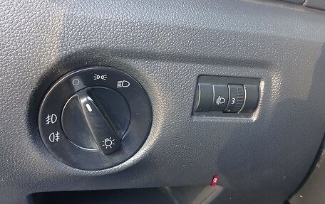 Skoda Fabia II, 2013 год, 865 000 рублей, 11 фотография