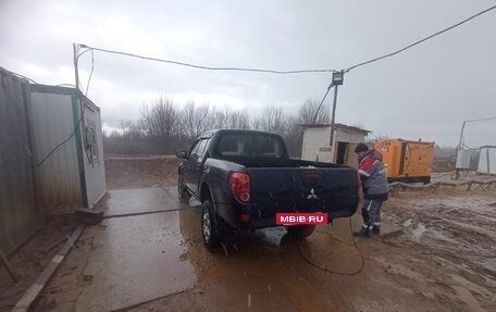 Mitsubishi L200 IV рестайлинг, 2011 год, 850 000 рублей, 7 фотография