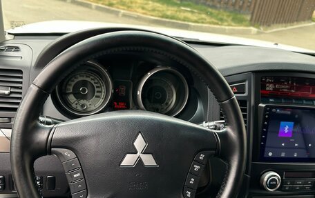 Mitsubishi Pajero IV, 2013 год, 1 850 000 рублей, 13 фотография