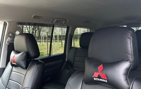 Mitsubishi Pajero IV, 2013 год, 1 850 000 рублей, 16 фотография