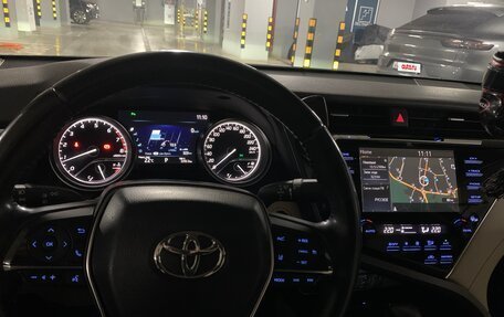 Toyota Camry, 2020 год, 3 500 000 рублей, 6 фотография