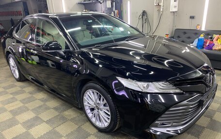 Toyota Camry, 2020 год, 3 500 000 рублей, 2 фотография