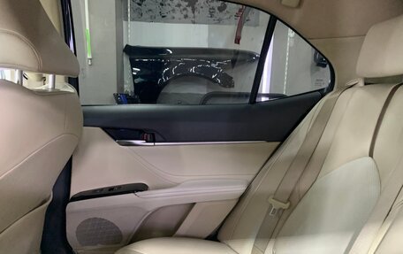 Toyota Camry, 2020 год, 3 500 000 рублей, 14 фотография