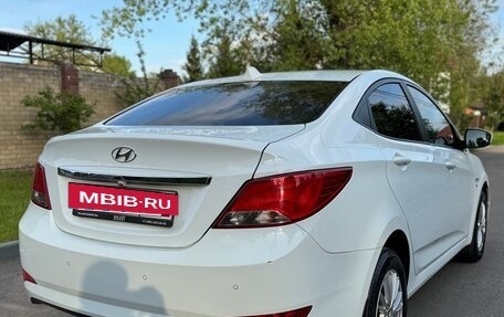 Hyundai Solaris II рестайлинг, 2015 год, 1 090 000 рублей, 4 фотография