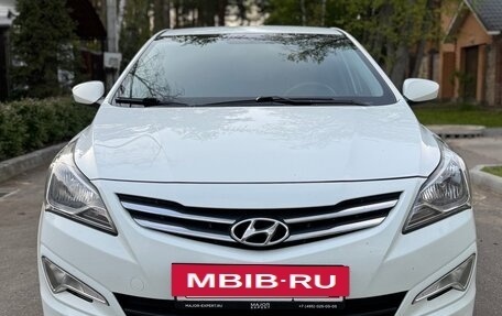 Hyundai Solaris II рестайлинг, 2015 год, 1 090 000 рублей, 11 фотография
