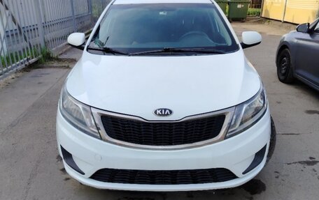 KIA Rio III рестайлинг, 2013 год, 920 000 рублей, 5 фотография